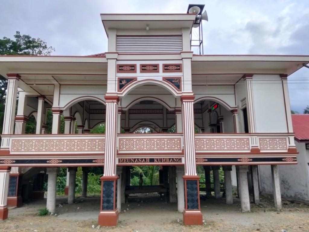 MEUNASAH DESA KUMBANG KEUPULA